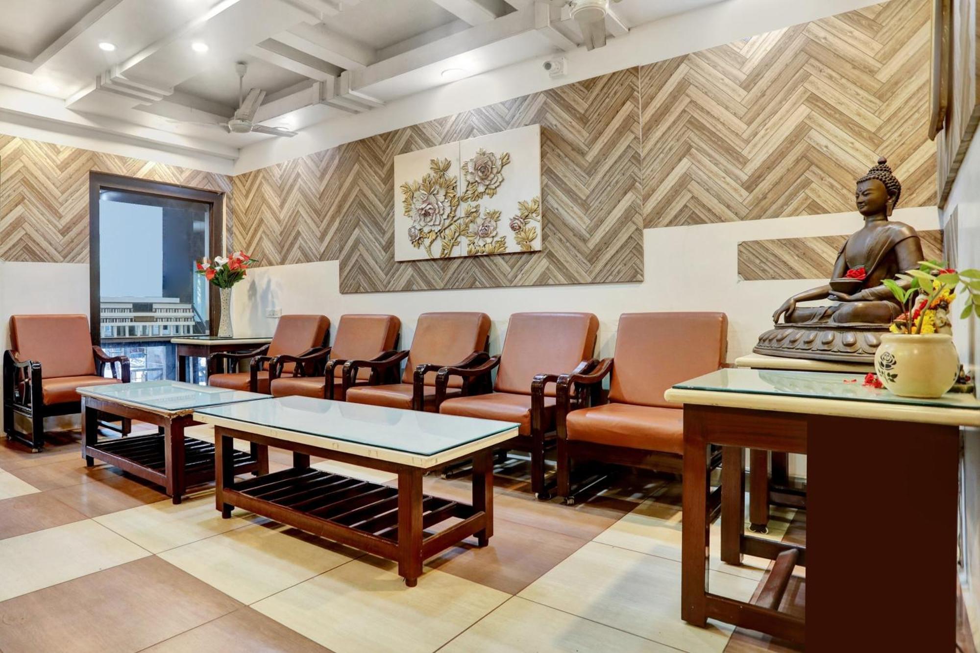 Townhouse Eluru Hotel Екстериор снимка